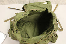 Load image into Gallery viewer, Vintage US ARMY 1965 Nylon Duck Rucksack - 8465-782-8248 - Used
