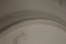 Load image into Gallery viewer, Vietri Italy Christmas Snow Day Chop Plate/Platter - 13 Inches - Used