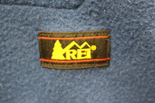 Load image into Gallery viewer, REI Men's Polartec Quarter Zip Top - Large - Used