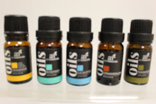 Load image into Gallery viewer, ArtNaturals Top 16 Essential Oils Set - Used