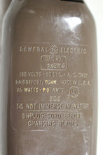 Load image into Gallery viewer, Vintage GE General Electric Slicing Knife - Model 34EK4 - Used