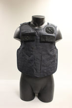 Load image into Gallery viewer, Safariland Safariland V1 Overt Carrier with NIJ Level II Ballistic Soft Armor