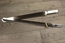 Load image into Gallery viewer, Vintage GE General Electric Slicing Knife - Model 34EK4 - Used