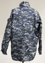 Load image into Gallery viewer, USN Navy Gore-Tex Working Parka - 8415-01-539-9871 -Size: Medium Regular - Used