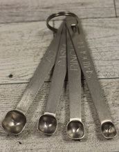 Load image into Gallery viewer, Vintage Measuring Spoons - Tad Pinch, Dash, Smidgen, Stainless Steel - Used