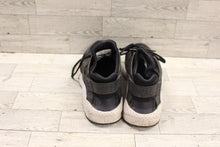 Load image into Gallery viewer, Women&#39;s Nike Air Huarache Shoes - Size 8 - 634835-006 - Used