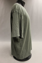 Load image into Gallery viewer, Gym Shark Short Sleeve Sage Green T-Shirt - Large - Used