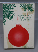 Load image into Gallery viewer, Vintage Commodore 56/75 2.5" Metal Ornament Hangers - 75 Piece - New