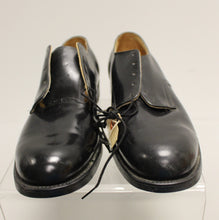 Load image into Gallery viewer, Vintage 1984 US Navy International Shoe Co Service Oxford Dress Shoe - 11.5N