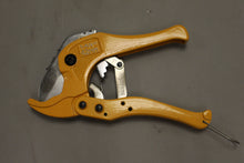 Load image into Gallery viewer, Worksite Pro Heavy Duty PVC Pipe Cutter with Metal Handle - 1-5/8" - Used