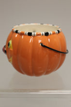 Load image into Gallery viewer, Hallmark 4" Ceramic Pumpkin Pail - Used