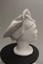 Load image into Gallery viewer, US Marine Men's White Service Cap Crown - Type 1 - Size 7 - Used (#2)