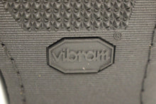 Load image into Gallery viewer, Capps AirLite Unifrom Footwear - 90258 - Commander - Size: 8.5D - New