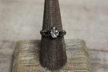 Load image into Gallery viewer, Costume Fashion Jewelry Sparkly Men&#39;s Women&#39;s Rings -Size: 07 -New