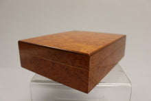 Load image into Gallery viewer, Quality Importers Wooden Cigar Humidor - Used