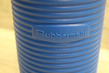 Load image into Gallery viewer, Rubbermaid Half Gallon Water Drink Jug - #154A - Blue/White - Used