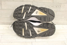 Load image into Gallery viewer, Women&#39;s Nike Air Huarache Shoes - Size 8 - 634835-006 - Used