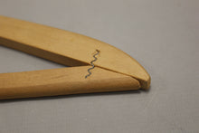 Load image into Gallery viewer, Vintage Oritani Motor Hotel, Ardsley Acres Hotel Court Wooden Hanger - Used