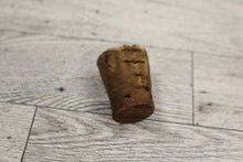 Load image into Gallery viewer, Bell&#39;s Blended Scotch Whisky Bottle/Decanter - Empty - Used