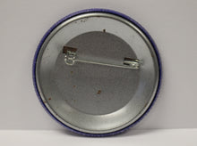 Load image into Gallery viewer, The 1991 Colonels Barbecue Button - Bardstown, Kentucky - Used