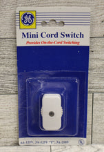 Load image into Gallery viewer, GE Mini Line Cord Switch - White - 6A-125V, 3A-125V &quot;T&quot;, 2A*250V - New