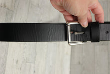 Load image into Gallery viewer, Dockers Men's Leather Black Belt - Size: 40 - Used