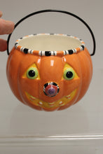 Load image into Gallery viewer, Hallmark 4" Ceramic Pumpkin Pail - Used