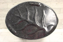 Load image into Gallery viewer, Vintage 16" Black Enamel Speckle Oval Roasting Pan with Lid - Used