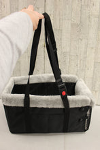 Load image into Gallery viewer, Bonthee Reversible Tote - 18" x 10" x 9" - Used