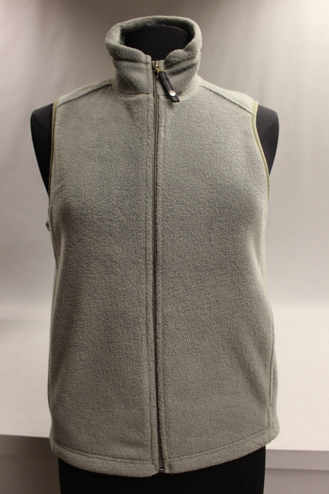 REI Boys Vest - XL - Foliage Green - Used