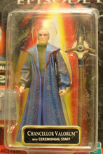 Load image into Gallery viewer, 1998 Hasbro Star Wars Episode 1 Chancellor Valorum Figurine - w/ Accessories