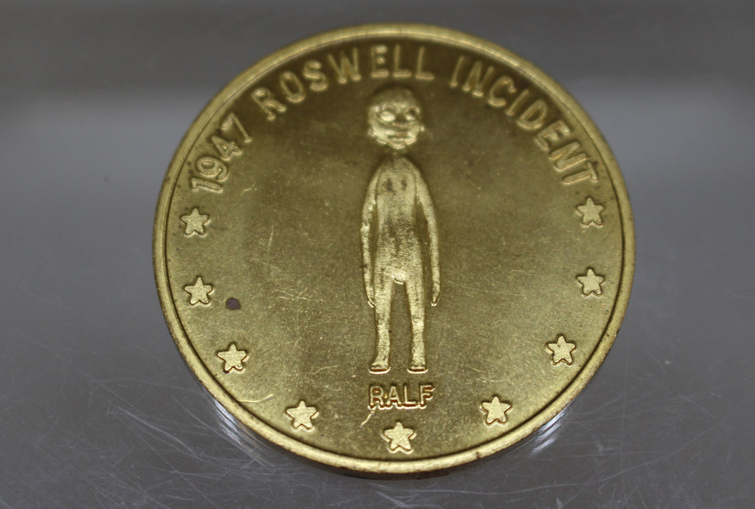 1999 International UFO Museum and Reasearch Center Challenge Coin - Used