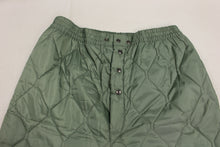 Load image into Gallery viewer, Air Force CWU-9/P Quilted Flyer's Trouser Liners - Large - 8415-00-844-9817 -New