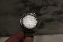 Load image into Gallery viewer, Men&#39;s Relic Watch With Metal Band -Silver -Used