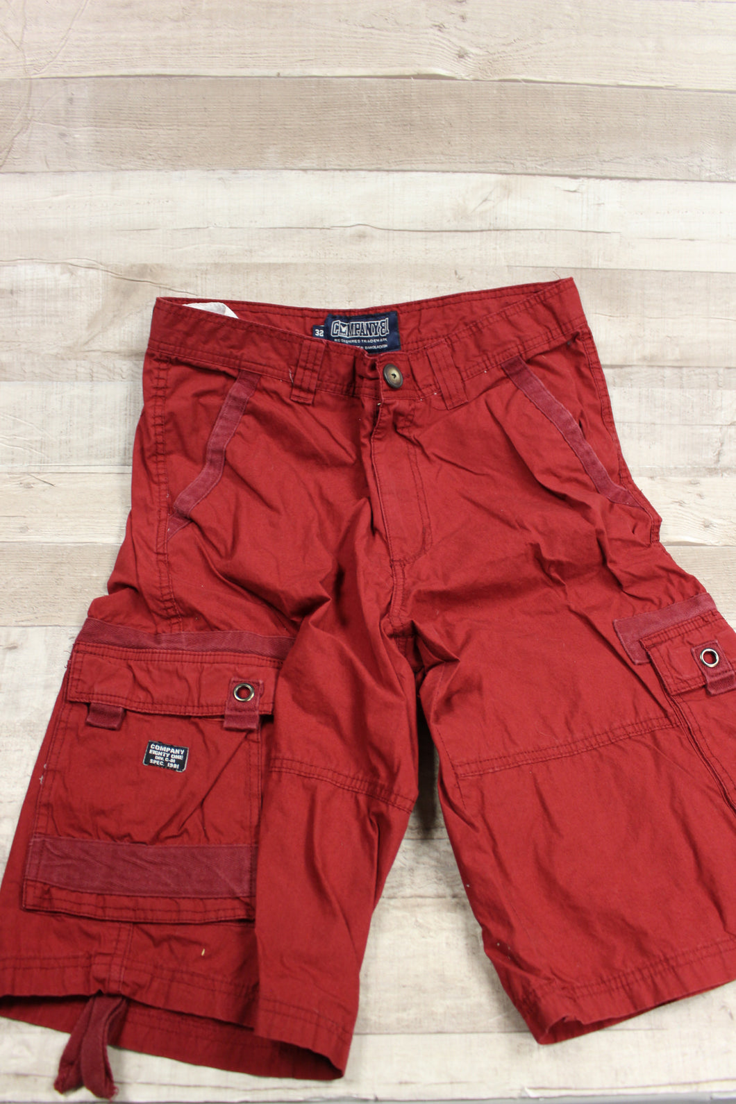 Company 81 Men's Cargo Short Size 32 -Red -Used