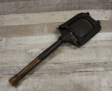 Load image into Gallery viewer, WWII German M31 Square-Head Entrenching Tool Shovel With Leather Cover