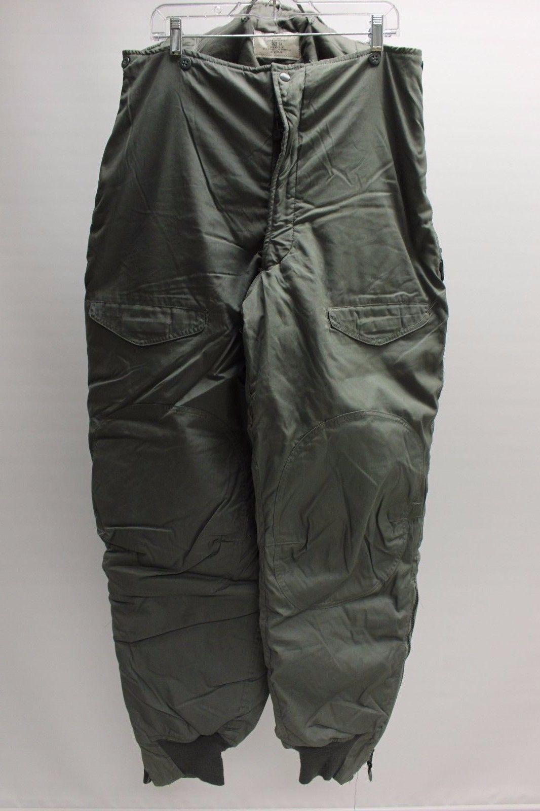 Type F-1B Extreme Cold Weather Trousers - Size: 32 - 8415-00-394