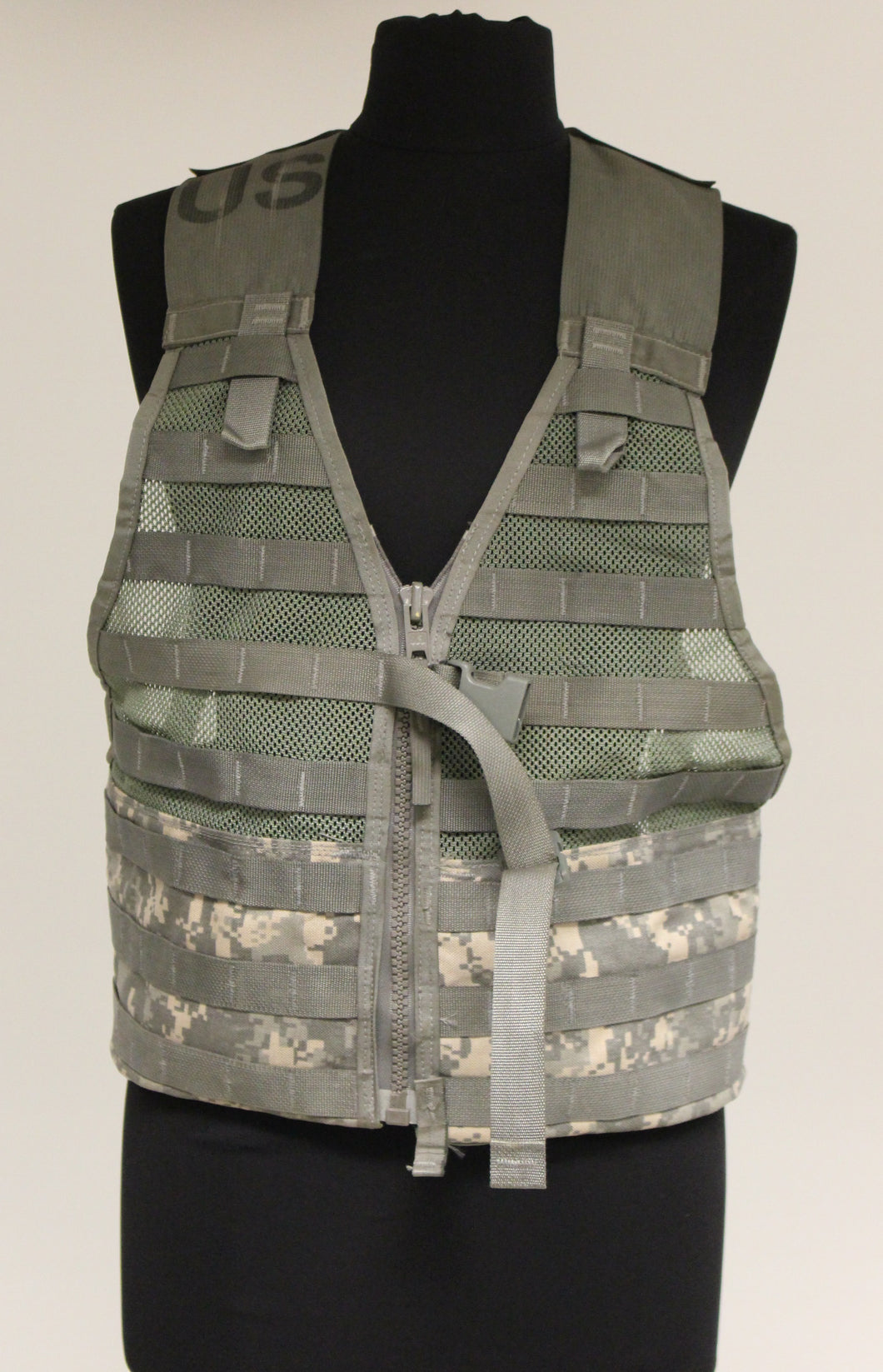 US Military Army ACU Molle Load Bearing Lightweight Load Carrying Vest - Used
