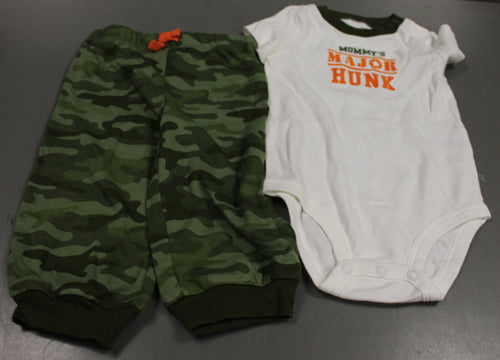 Carter's Mommy's Major Hunk Two Piece Onesie & Camo Pant Set, 9 Months, New