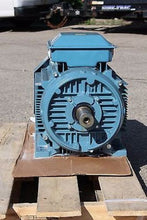 Load image into Gallery viewer, ABB Alternating Motor, NSN 6105-25-150-9953, M3AA 200MLA 6, NEW!