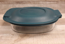 Load image into Gallery viewer, Pyrex Corning for Ovens Glass Baking Dish Pan Roaster with Plastic Lid - Green