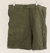 Load image into Gallery viewer, US Military Brunex OD Green Shorts, Size: 48/78
