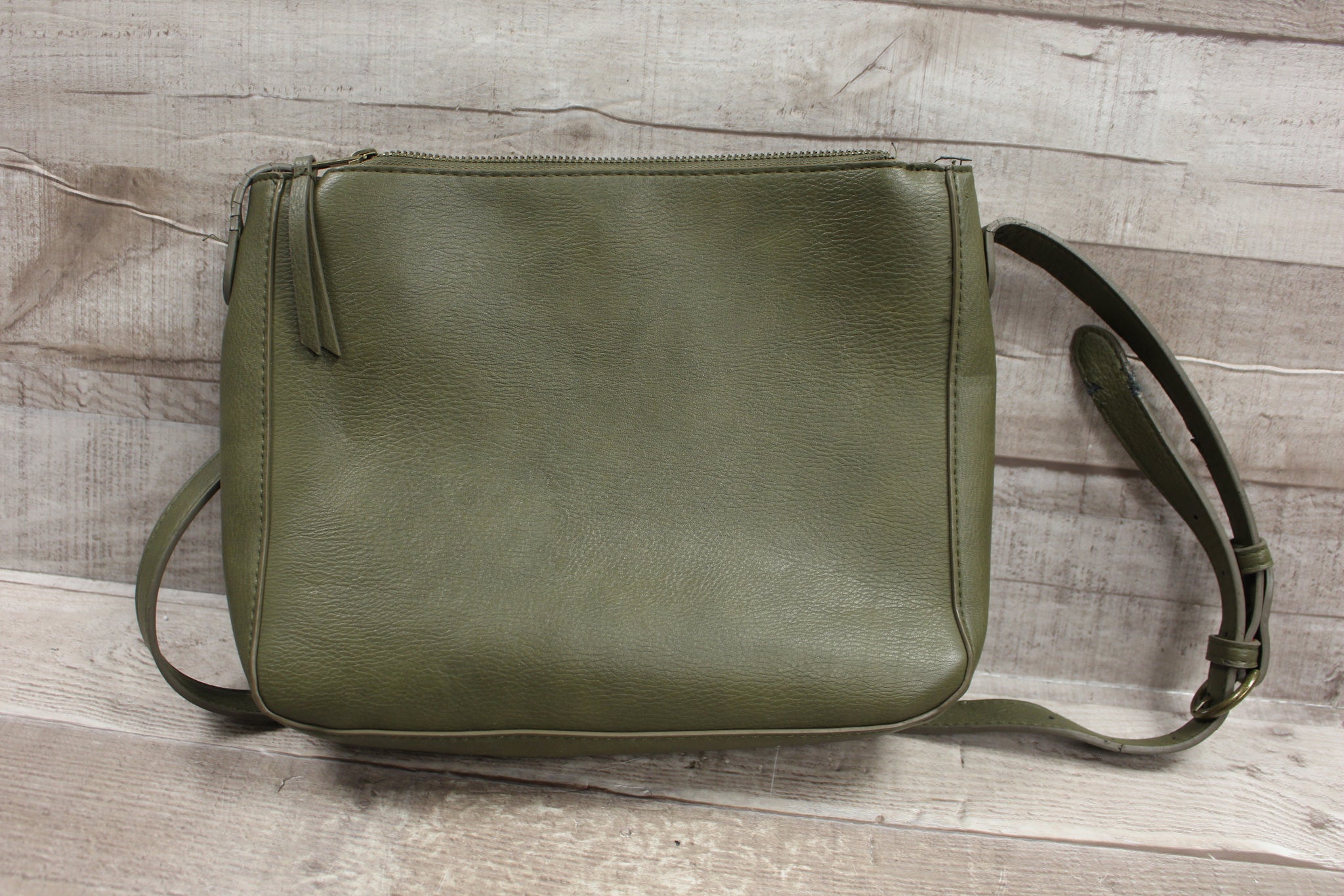 Universal thread goods co purse deals