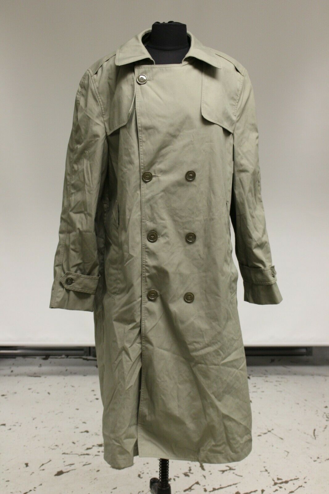 USMC Marine Men's All-Weather Double Breasted Trench Coat With Liner - 44L  -Used