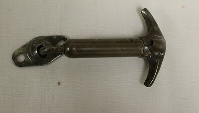 M44A1 A2 Hood Catch Clamp - P/N 7539197 - NSN 2590-00-040-2075 - New