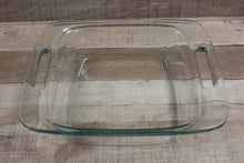 Load image into Gallery viewer, Pyrex 8x8&quot; Baking Dish - 2 Qt - Clear - Used