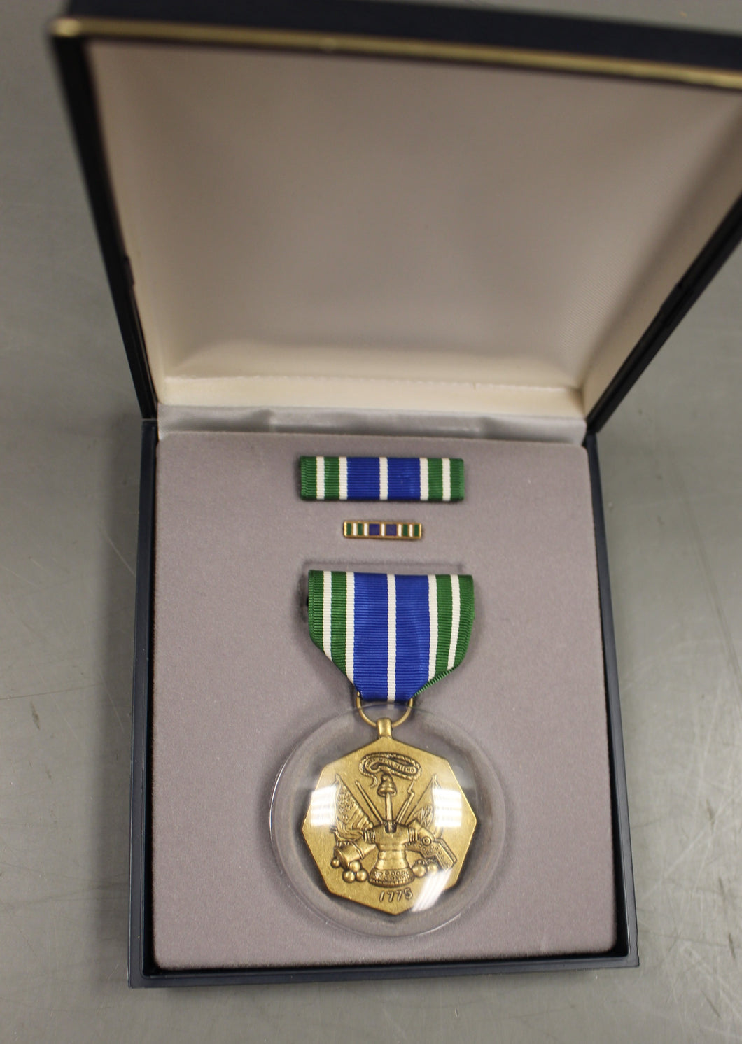 US Army Achievement Decoration Medal, Ribbon & Pin Set - 8455-01-164-6632 - New