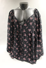 Load image into Gallery viewer, Wild Fable Ladies Blouse/Top - Size: XXL - New