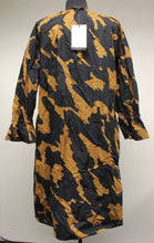 Load image into Gallery viewer, Who What Wear Balloon Long Sleeve Dress - Animal Print - Medium - New