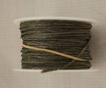 Load image into Gallery viewer, Spool Of US Military Camo Net Repair Kit Twine - Woodland - 90 feet - New